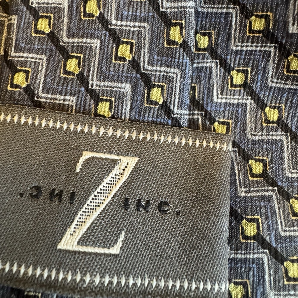 ZINC‎ Z Inc Mens Navy Blue Yellow Black 100% Silk Neck Tie 56 inch Made in Korea - Picture 3 of 6